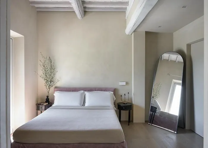 Contemporary With Pool Near בית נופש *